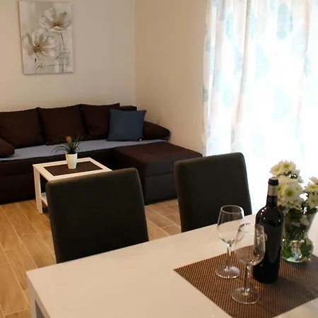 Apartamento With Parking Space Podaca, Makarska - 15475 *