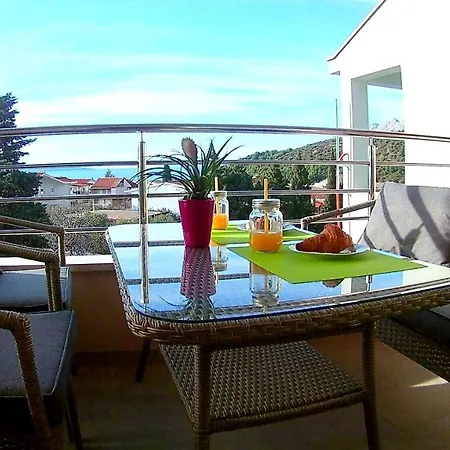 Apartamento With Parking Space Podaca, Makarska - 15475