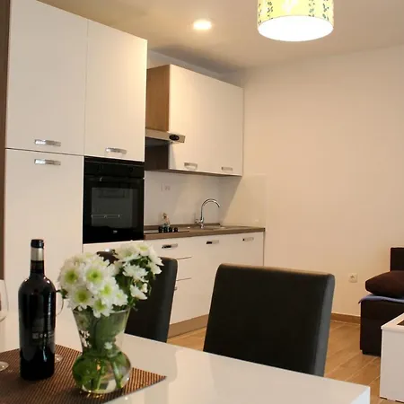 Apartamento With Parking Space Podaca, Makarska - 15475 *