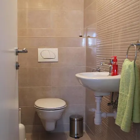 Apartamento With Parking Space Podaca, Makarska - 15475 *